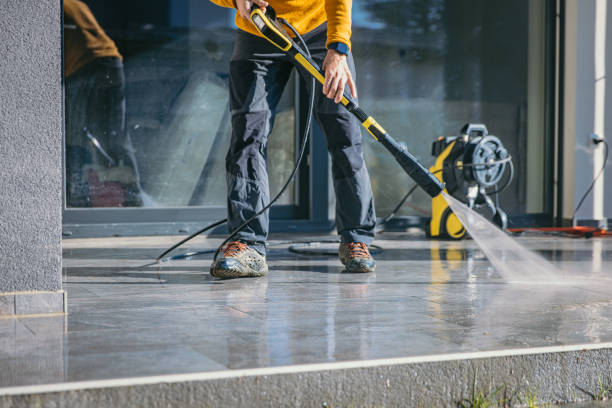 Best Gutter Cleaning and Brightening in Trophy Clu, TX